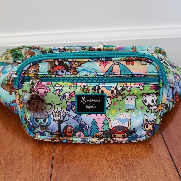 Jujube x Tokidoki Be Sporty - Hipster Fanny Pack - Picture 5 of 13